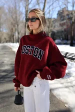 CITY ROLLNECK IN "CRIMSON" Sweatshirt
