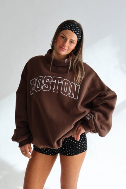 CITY ROLLNECK IN "ESPRESSO" Sweatshirt