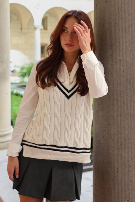 EAST COAST CASHMERE VEST IN "CHANTILLY" Sweatshirts